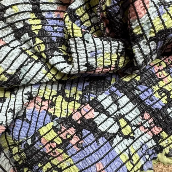 Free People Ariana Smocked Floral Puff Sleeve Smocked Top - Picture 13 of 14